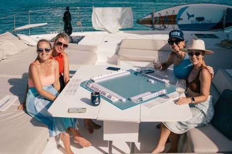 Review img # 16 of the yacht ISLAND KISSES