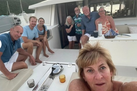 Review img # 11 of the yacht ISLAND KISSES