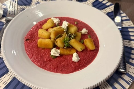 Review img # 7 of the yacht ISLAND KISSES