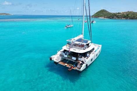 Review img # 4 of the yacht VALENTINE