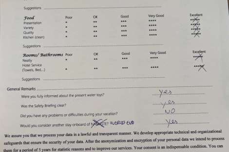 Review img # 44 of the yacht WORLD’S END (MED)